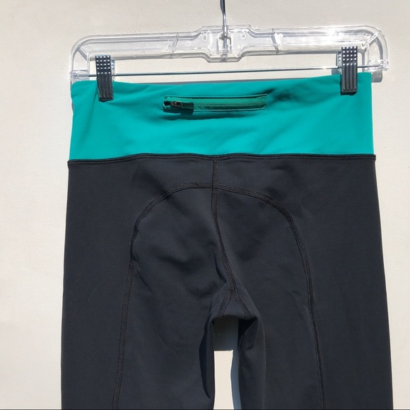 Lululemon stretch leggings 6 black speed zip - Picture 5 of 5